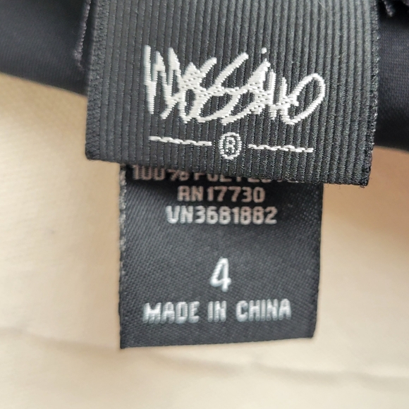 Mossimo, Black Skirt, A Line Size 4 - Picture 5 of 6